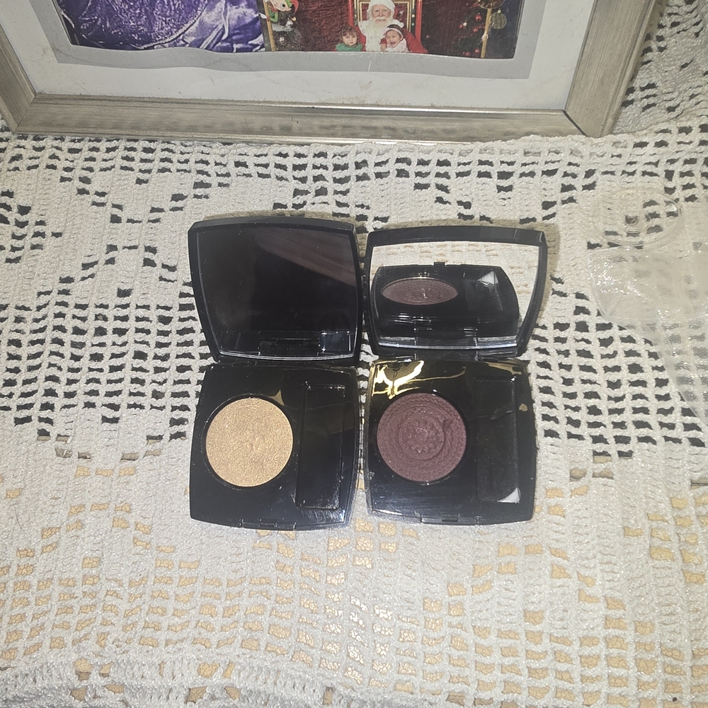 CHANEL Luxurious Gold and Deep Purple Eyeshadow Set